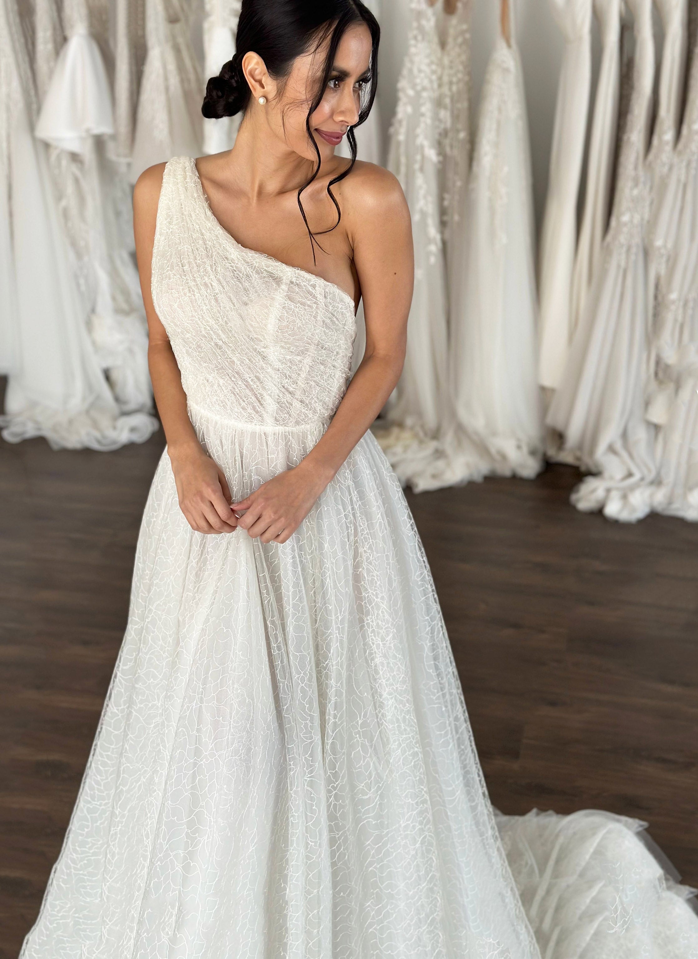 full skirt one shoulder wedding gown