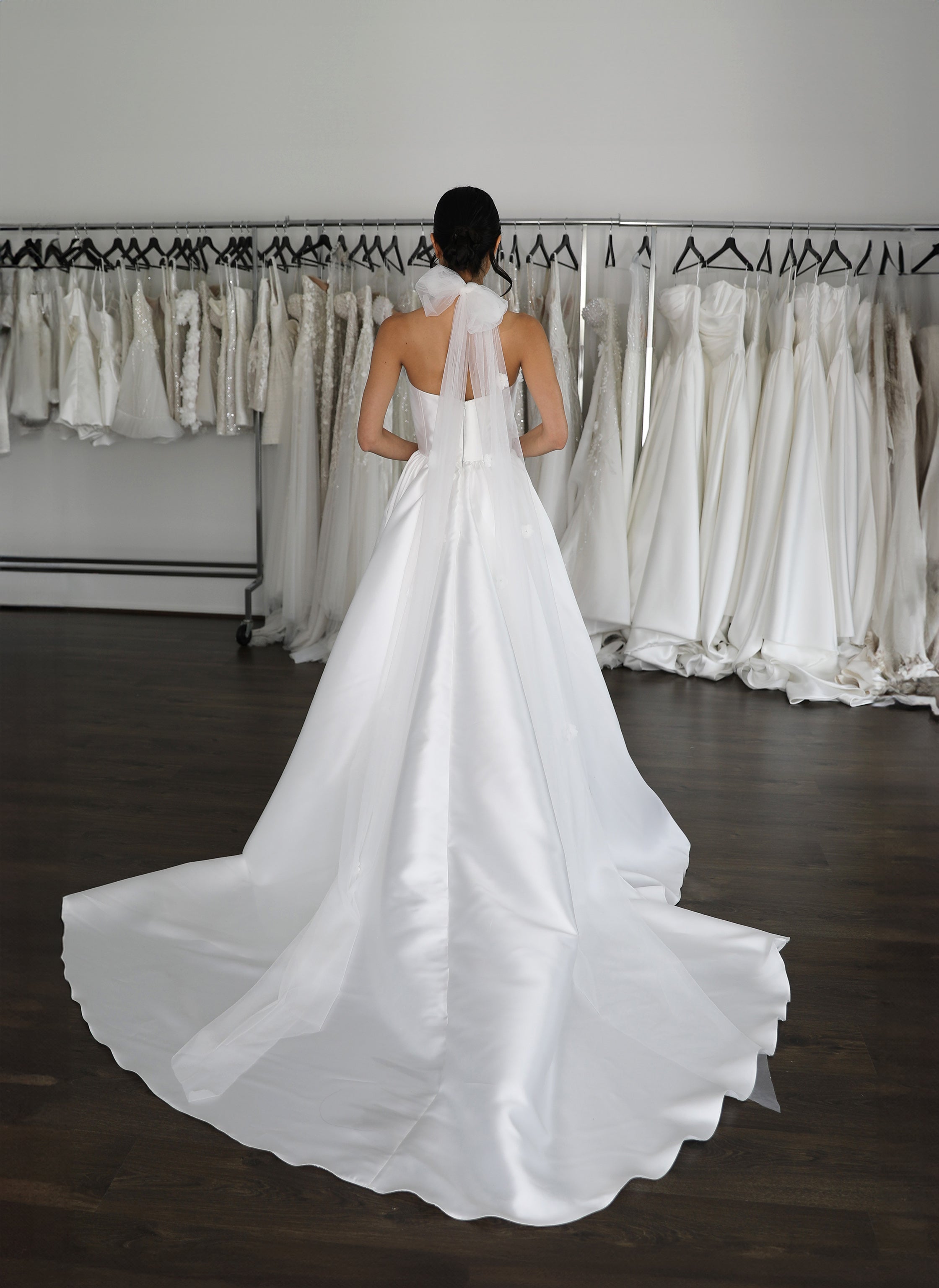 tie up back with flowing skirt wedding dress