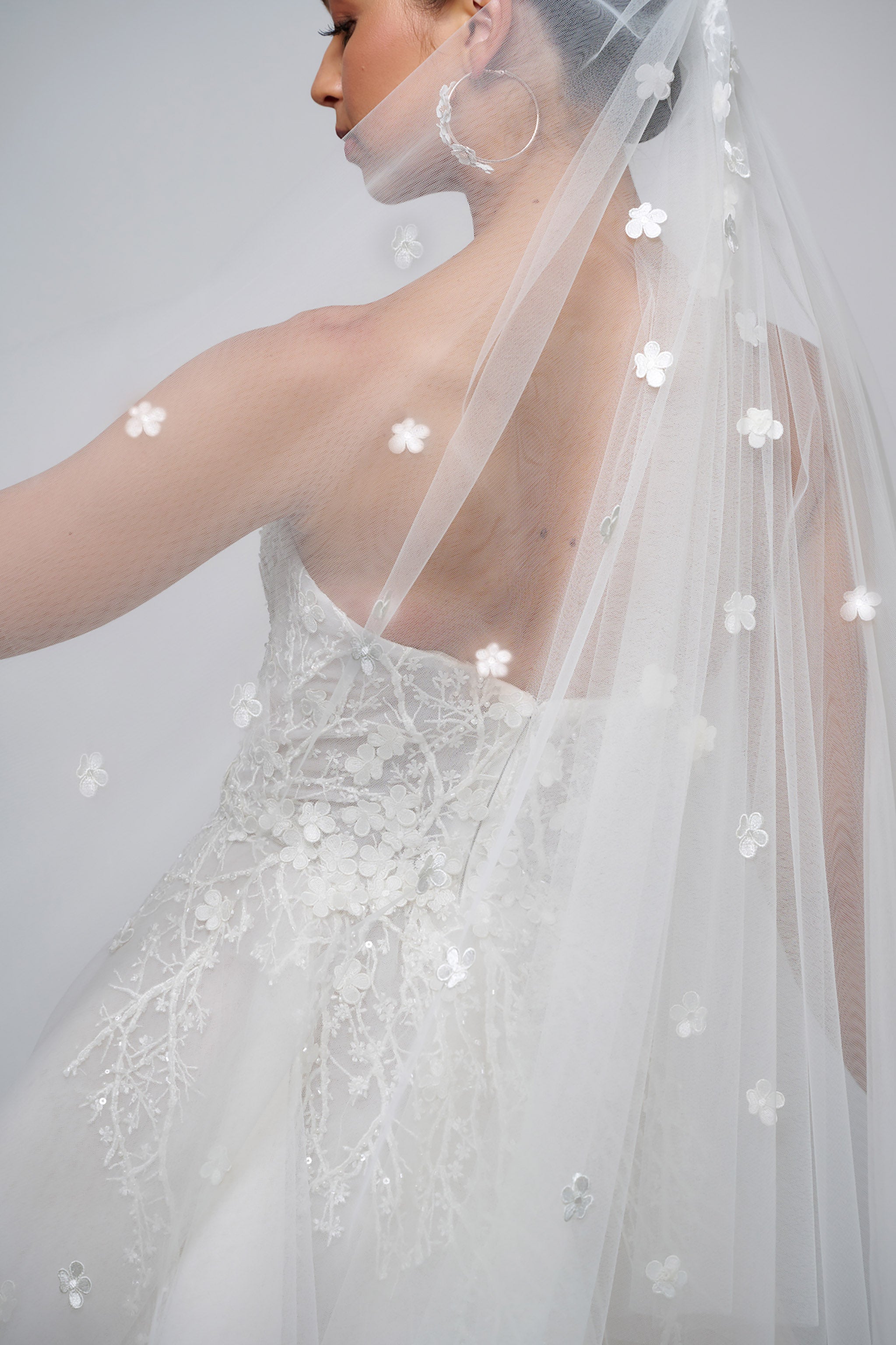 tulle veil with floral appliqué