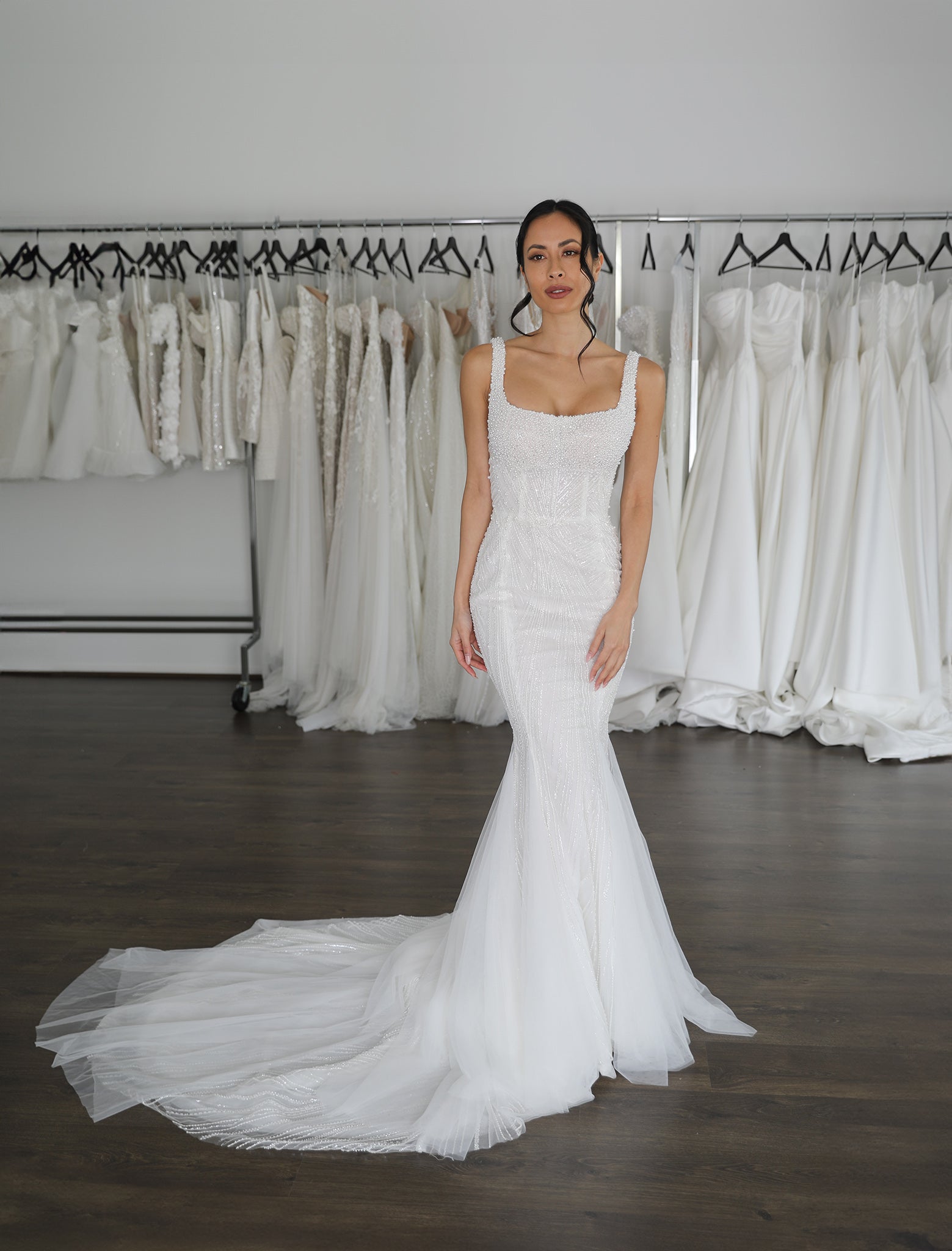 u-neck mermaid wedding dress