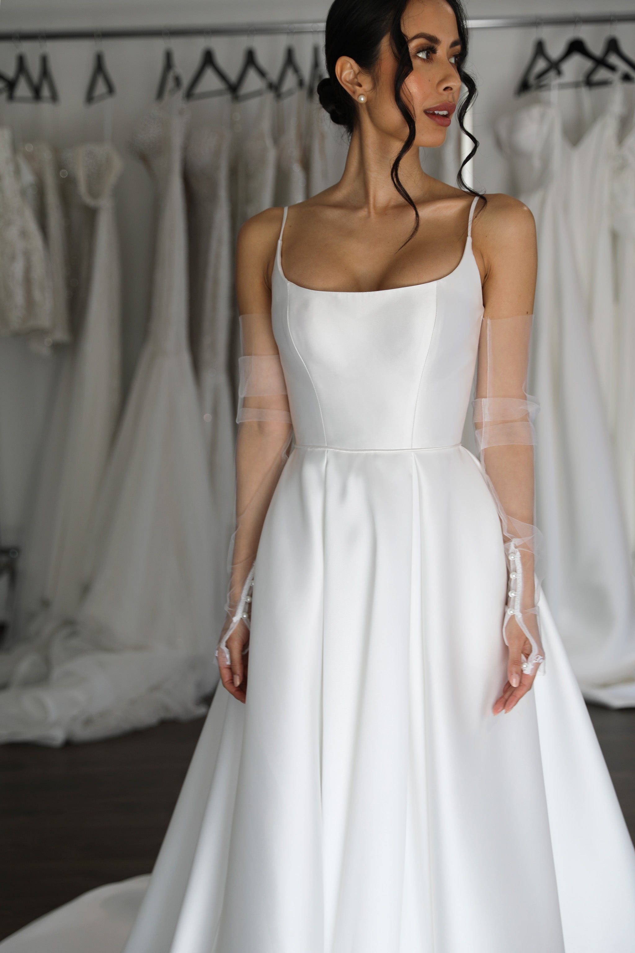 u-neck mikado wedding dress with gloves