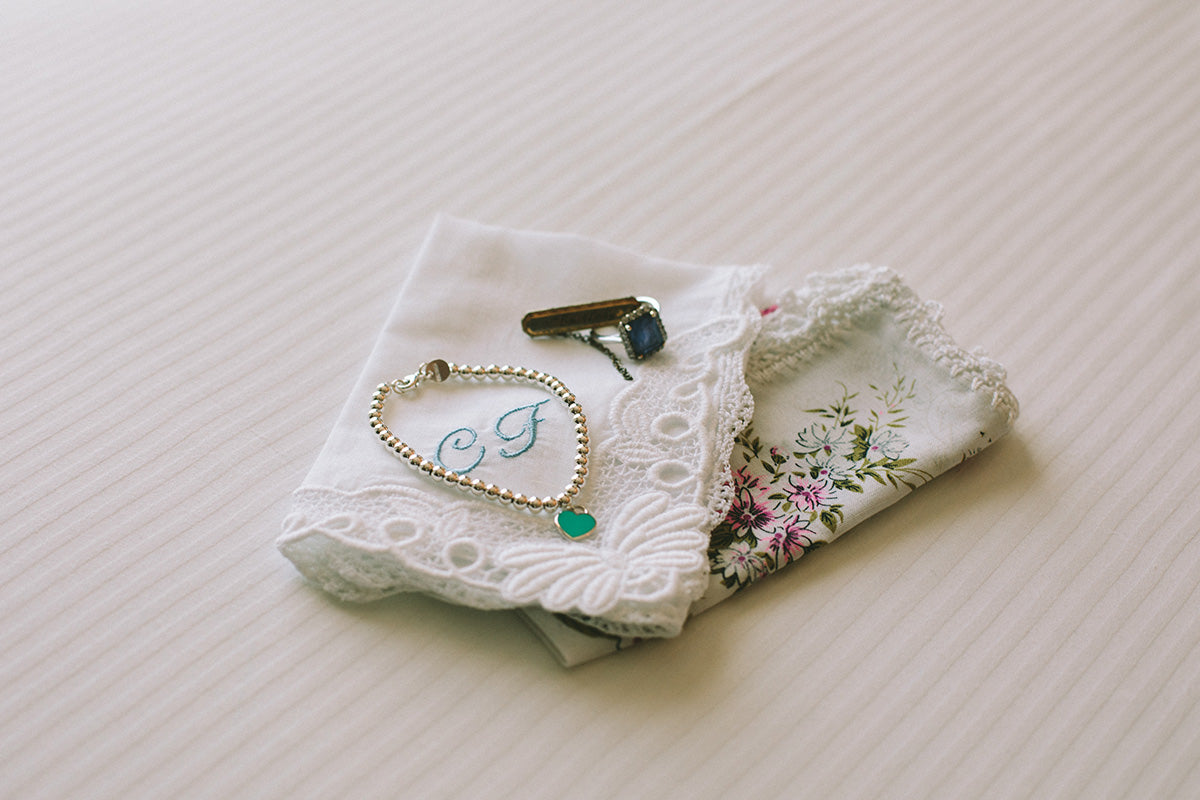 brides wedding day accessories