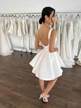 bubble hem mini gown on bride