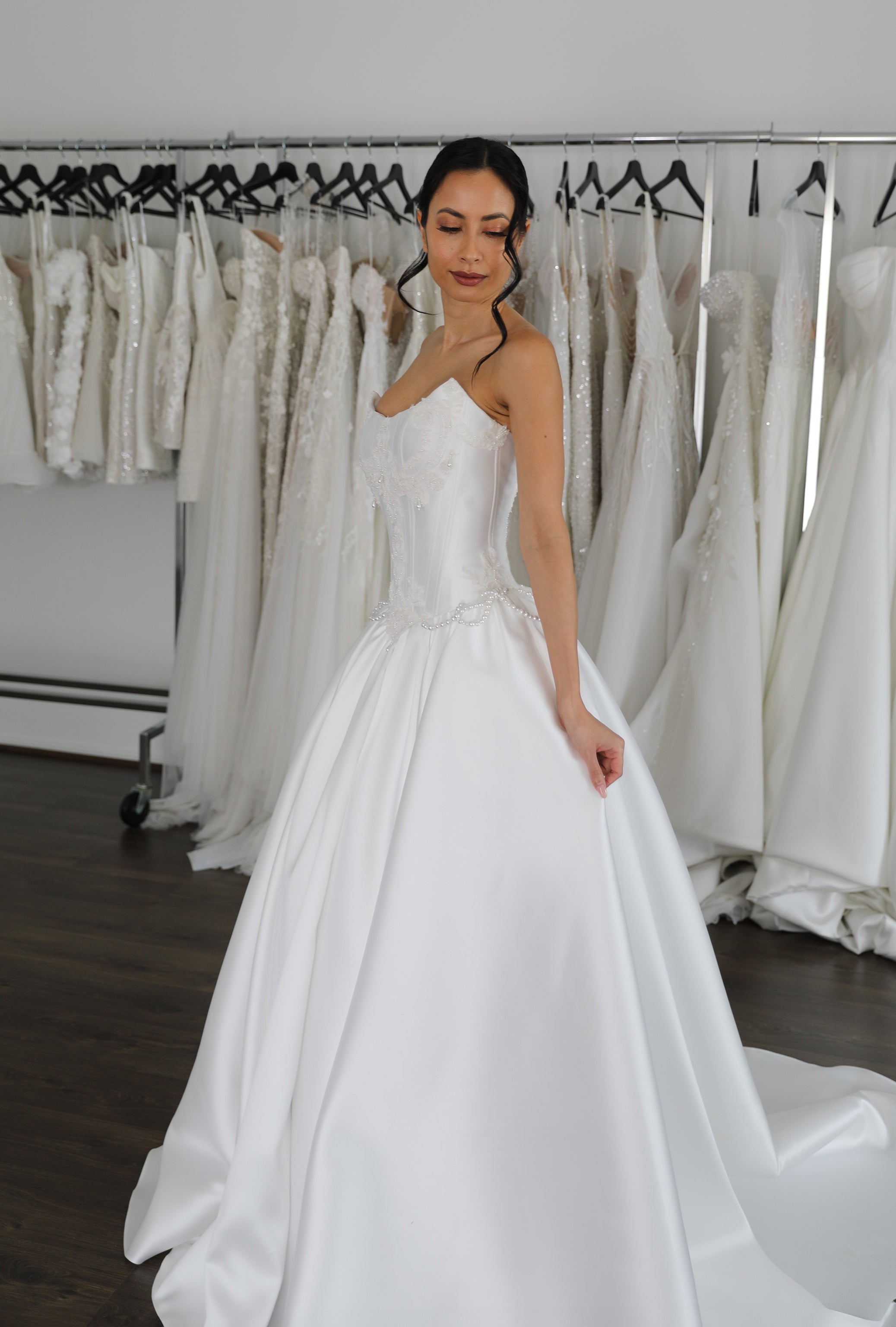 scoop neck drop waist wedding dress